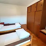 Angelika *